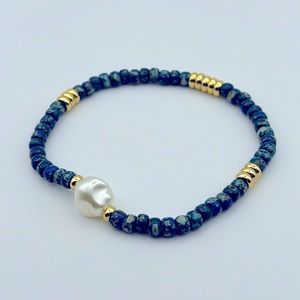 STRECHY LAPIS BLUE PICASSO BRACELET